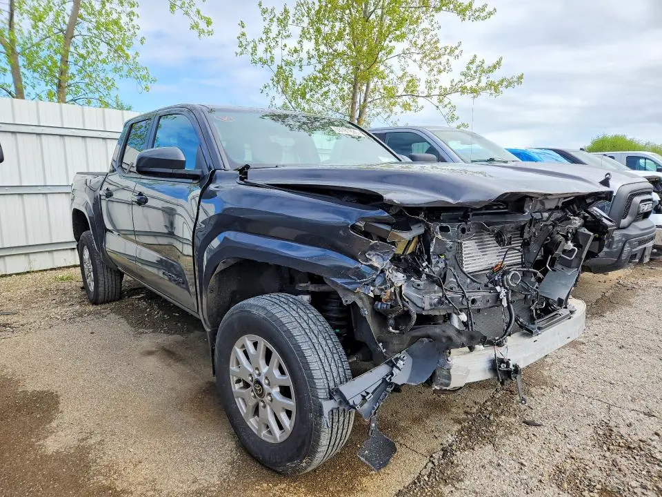 2024 TOYOTA TACOMA SR5  