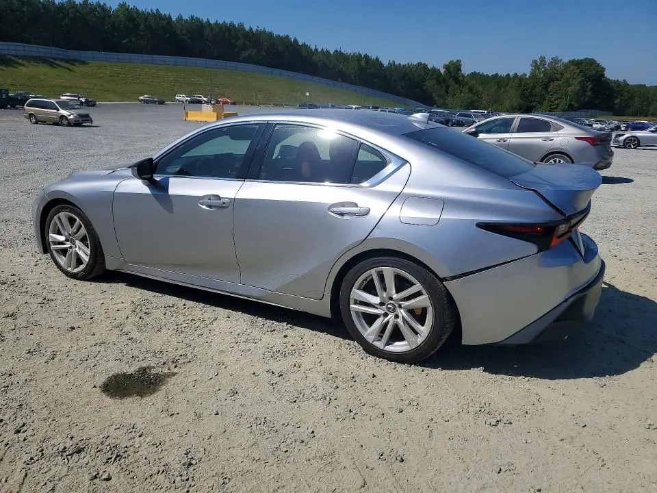2021 LEXUS IS 300  