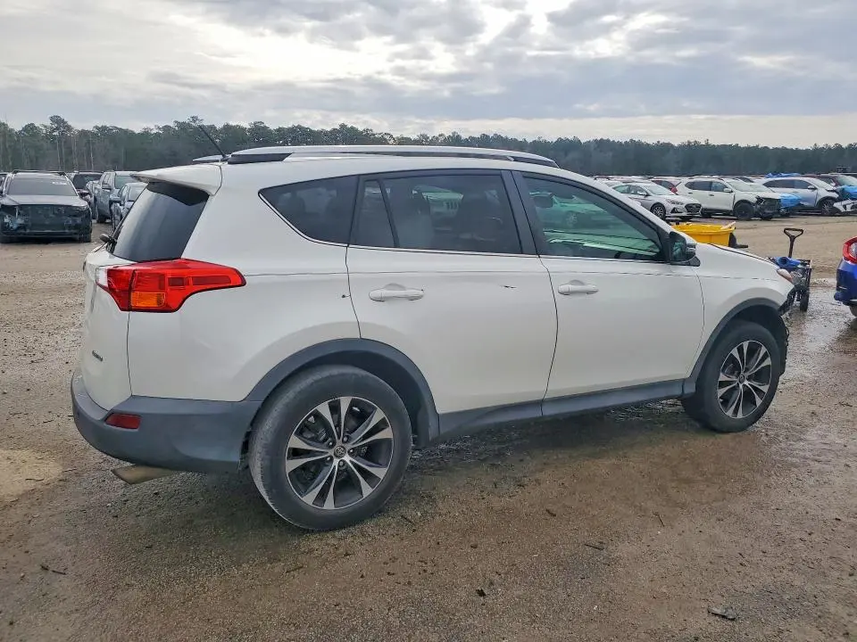 2015 TOYOTA RAV4   