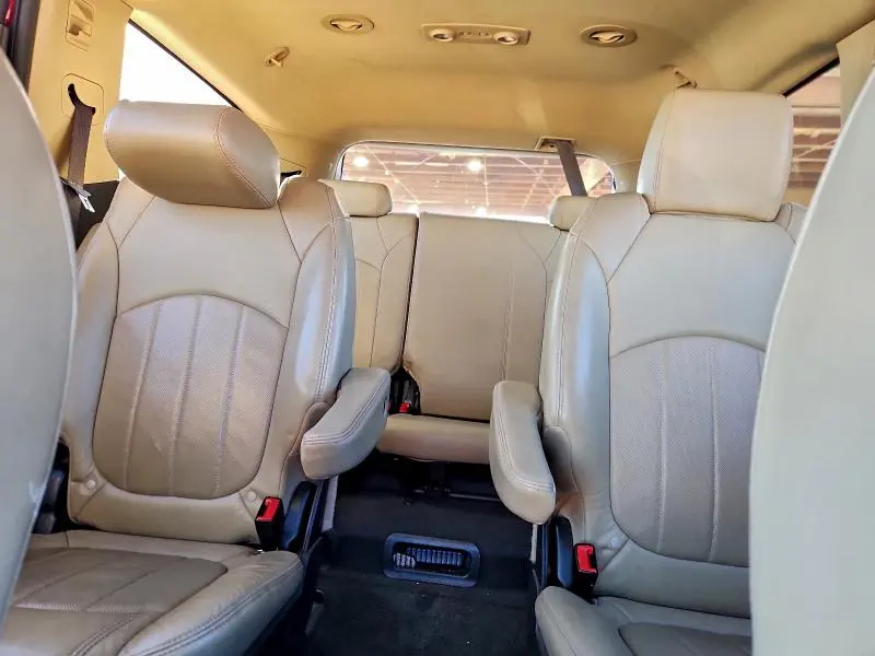 2012 CHEVROLET TRAVERSE LTZ  