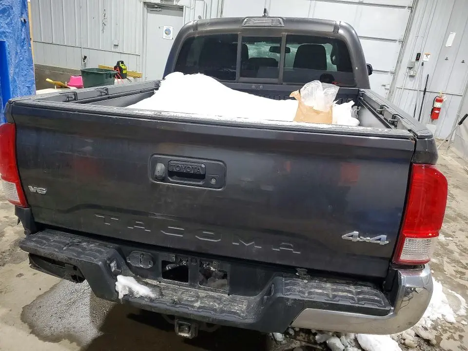 2017 TOYOTA TACOMA DOUBLE CAB  