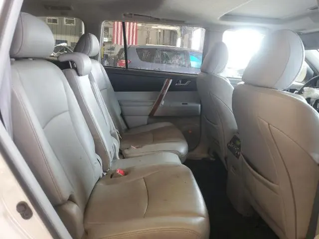 2013 TOYOTA HIGHLANDER LIMITED  