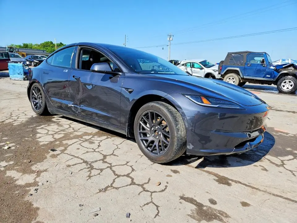 2025 TESLA MODEL 3   