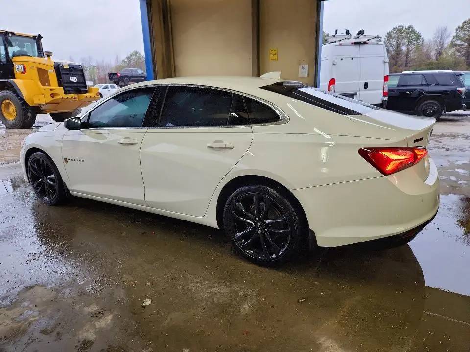 2021 CHEVROLET MALIBU LT  