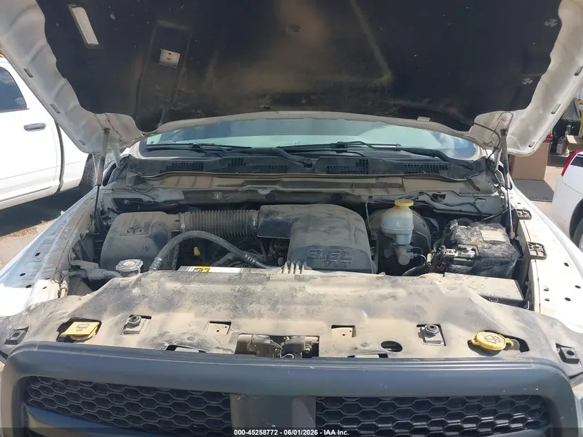 2017 RAM 1500 TRADESMAN  4X2 5'7 BOX