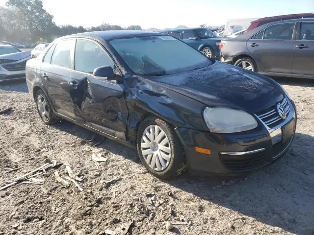 2010 VOLKSWAGEN JETTA S  