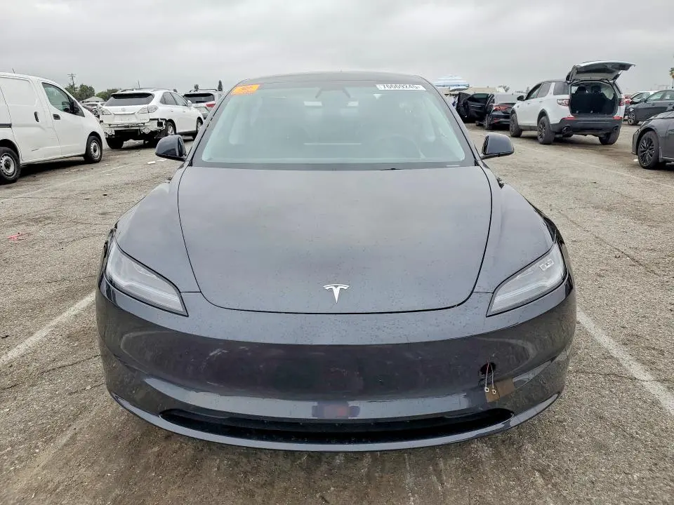 2024 TESLA MODEL 3   