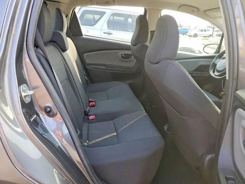 2016 TOYOTA YARIS 5-DOOR L  