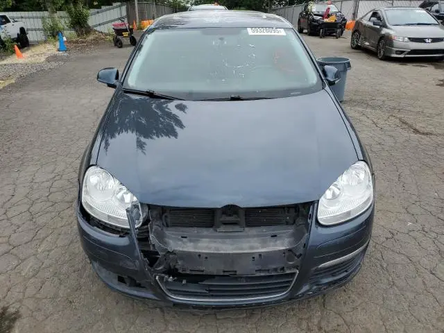 2010 VOLKSWAGEN JETTA SE  
