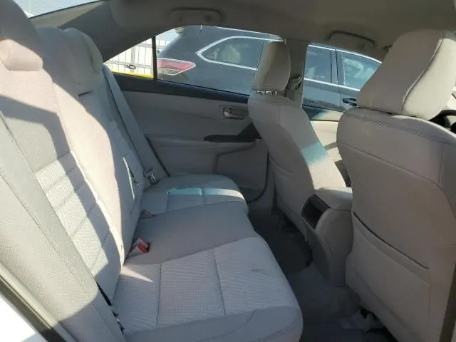 2015 TOYOTA CAMRY LE  