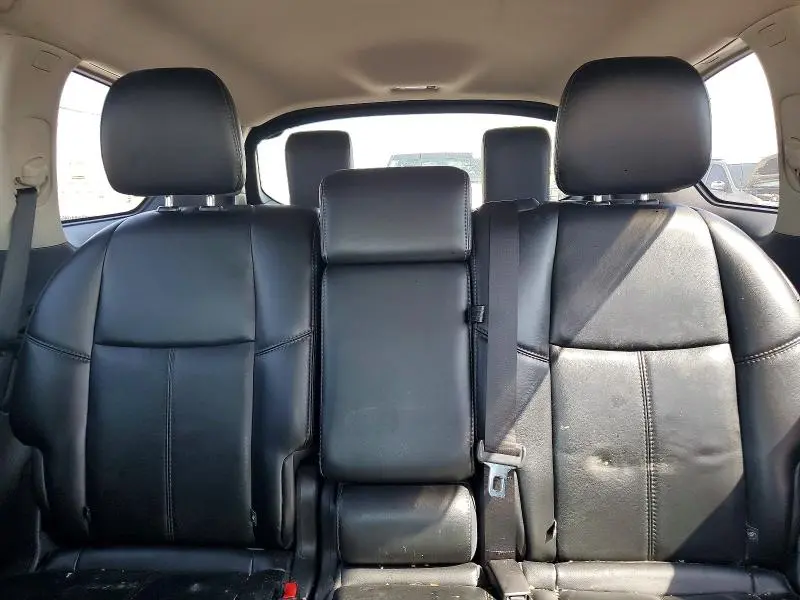 2016 NISSAN PATHFINDER SL  