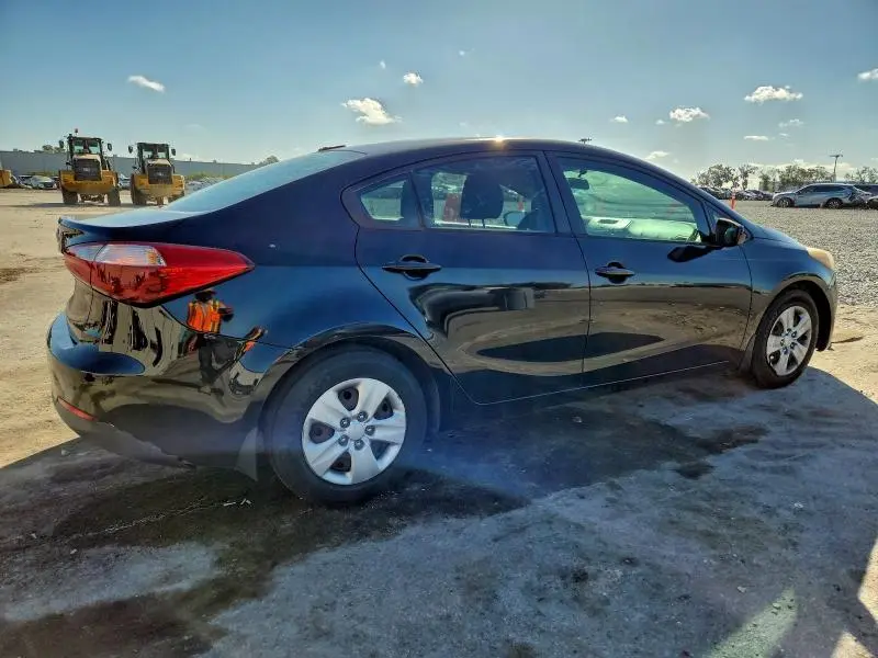 2016 KIA FORTE LX  