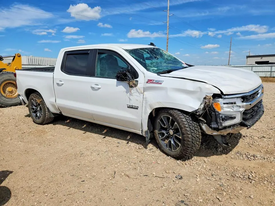 2024 CHEVROLET SILVERADO K1500 LT  