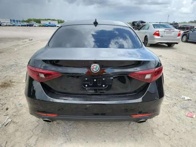 2017 ALFA ROMEO GIULIA   