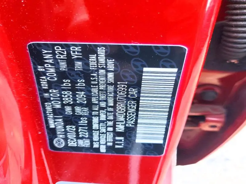 2024 HYUNDAI ELANTRA SEL  