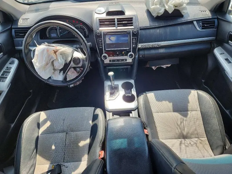 2014 TOYOTA CAMRY SE  