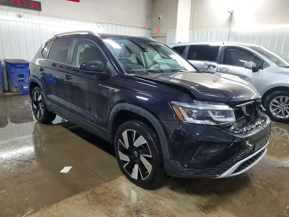 2024 VOLKSWAGEN TAOS SEL  