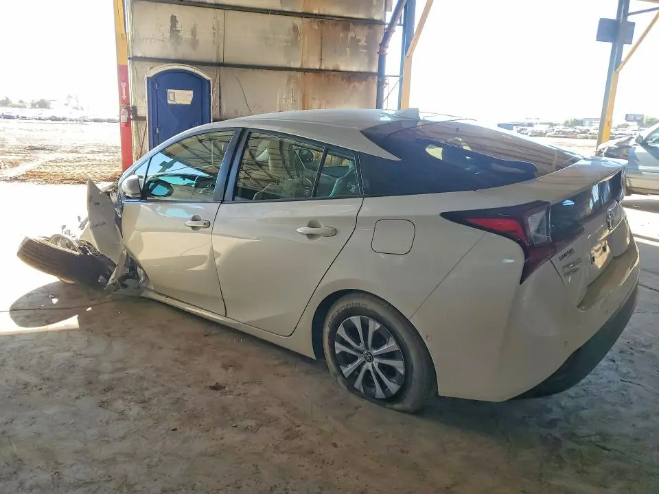 2019 TOYOTA PRIUS XLE AWD-E  