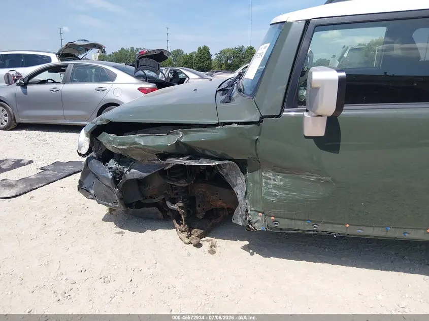 2014 TOYOTA FJ CRUISER  