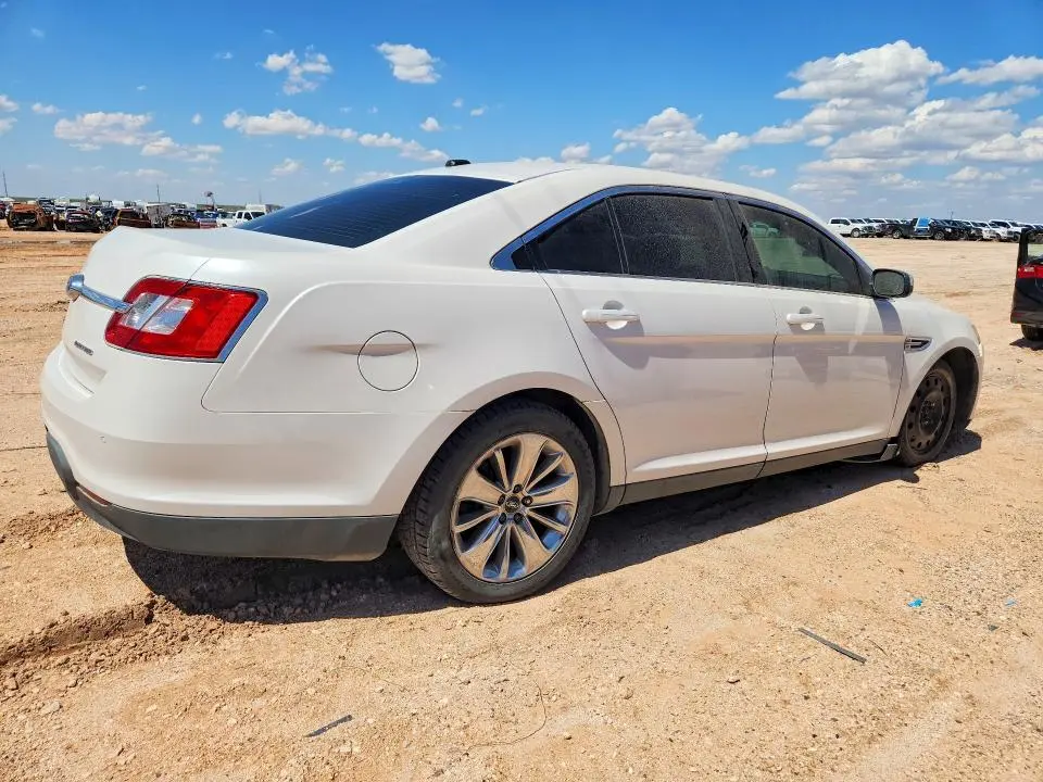 2011 FORD TAURUS LIMITED  