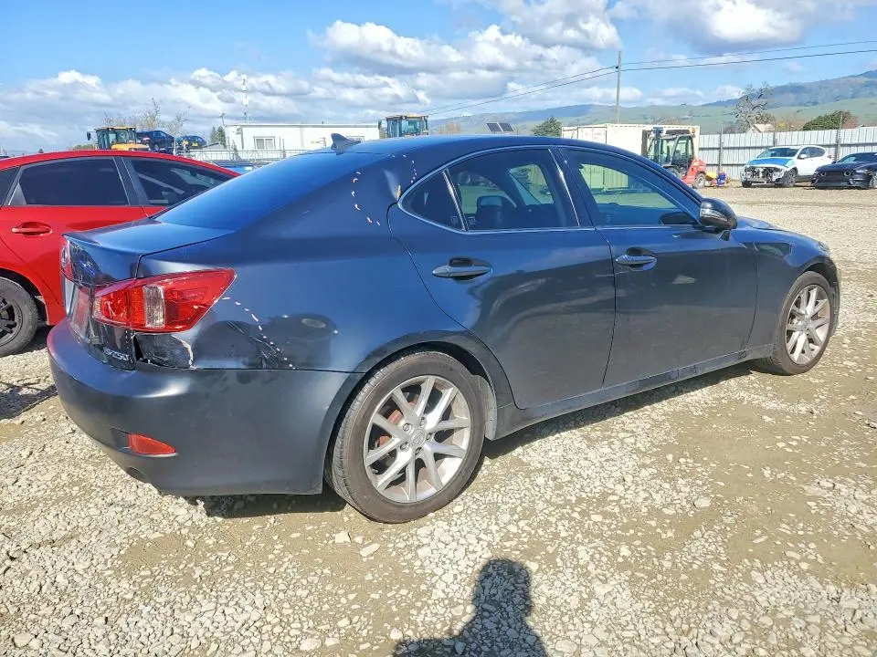 2011 LEXUS IS 250  
