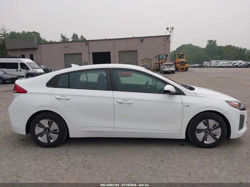 2018 HYUNDAI IONIQ HYBRID BLUE
