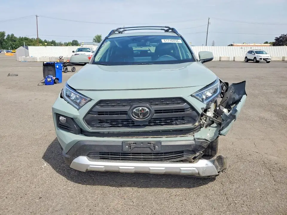 2019 TOYOTA RAV4 ADVENTURE  