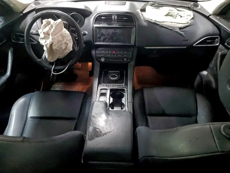 2020 JAGUAR F-PACE PREMIUM  