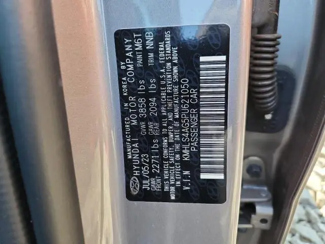 2023 HYUNDAI ELANTRA SEL  