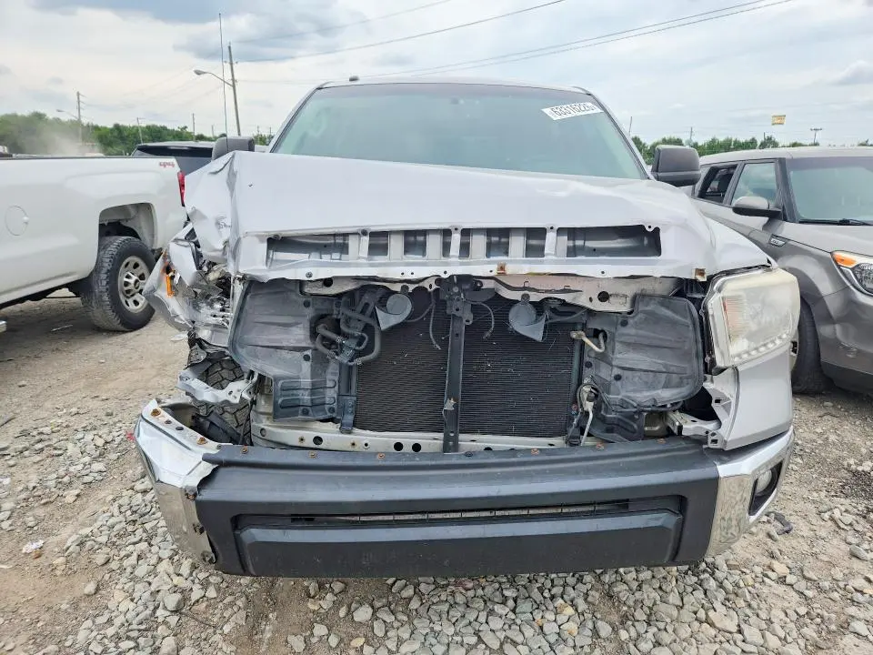 2016 TOYOTA TUNDRA SR5  