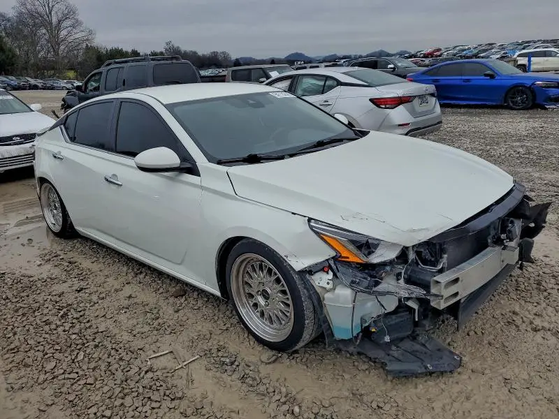 2021 NISSAN ALTIMA S  