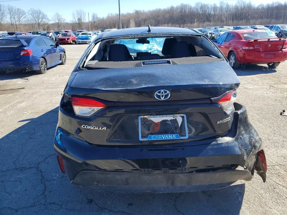 2022 TOYOTA COROLLA LE  