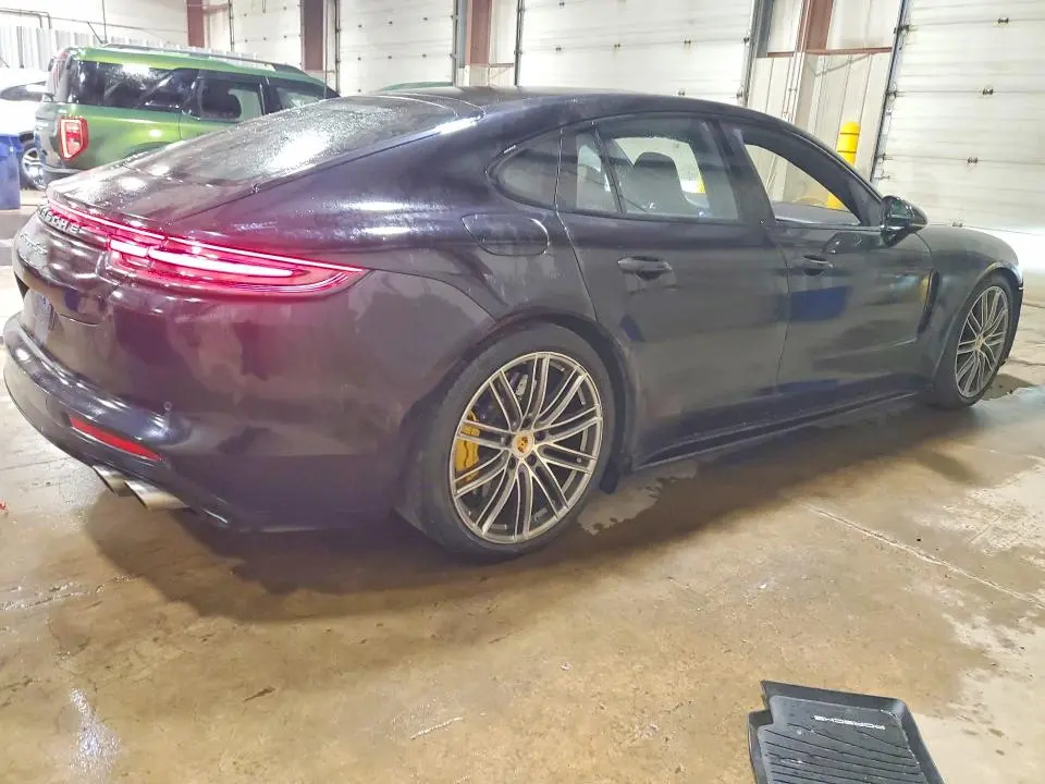 2018 PORSCHE PANAMERA TURBO  