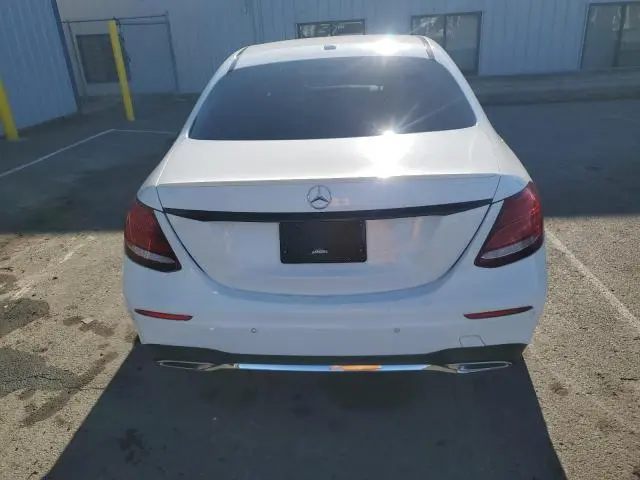 2017 MERCEDES-BENZ E 300  