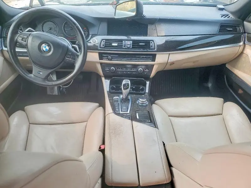 2011 BMW 550 XI  