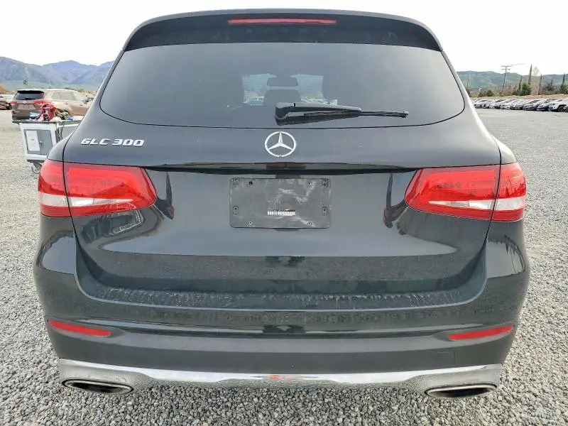 2018 MERCEDES-BENZ GLC 300  