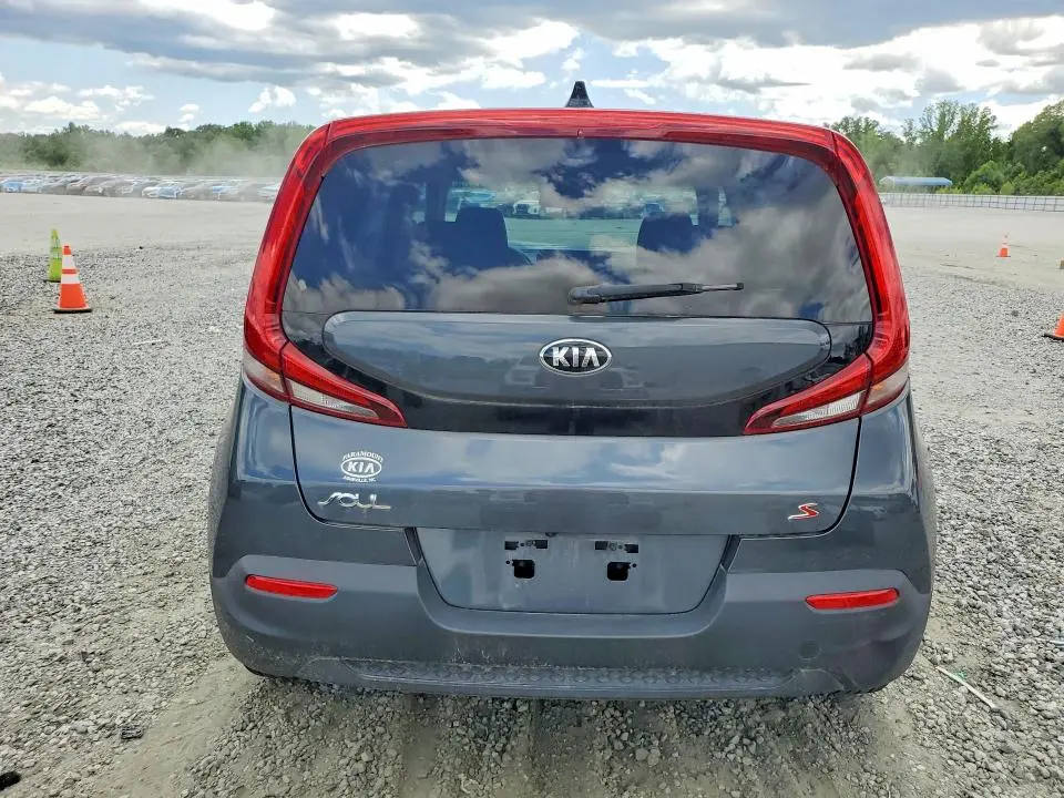 2021 KIA SOUL S  