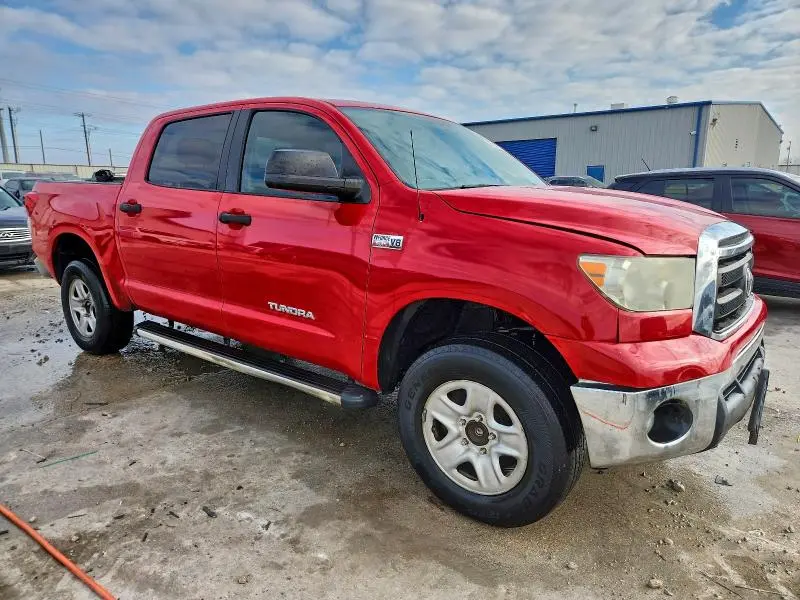 2011 TOYOTA TUNDRA CREWMAX SR5  