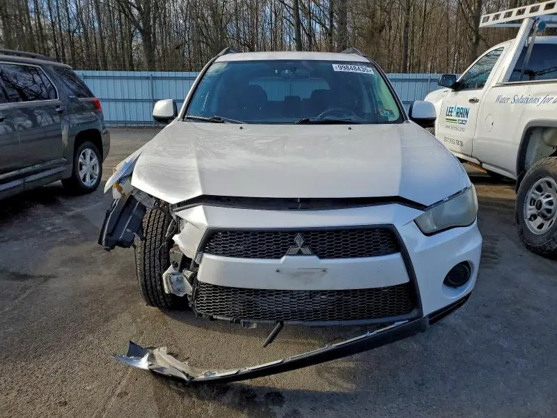 2010 MITSUBISHI OUTLANDER ES  