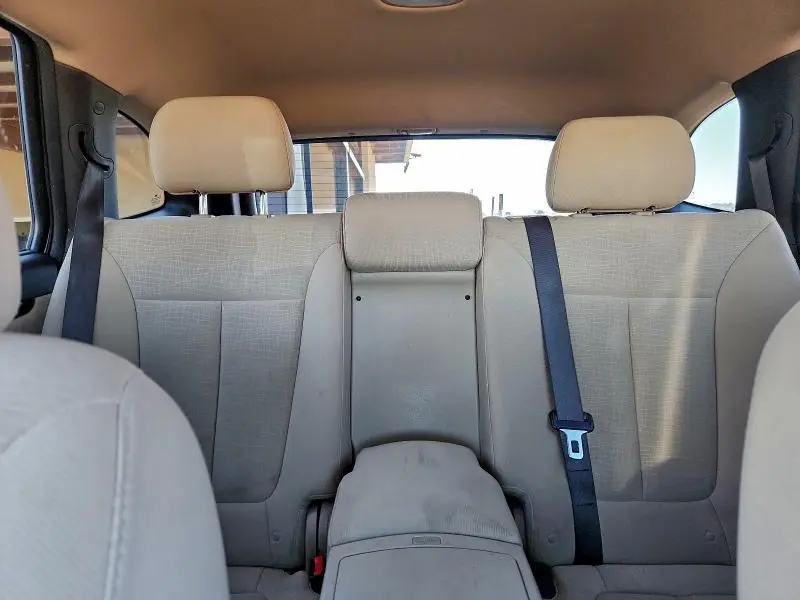 2011 HYUNDAI SANTA FE GLS  