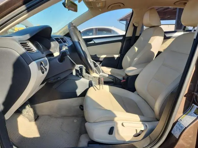 2013 VOLKSWAGEN JETTA SE  