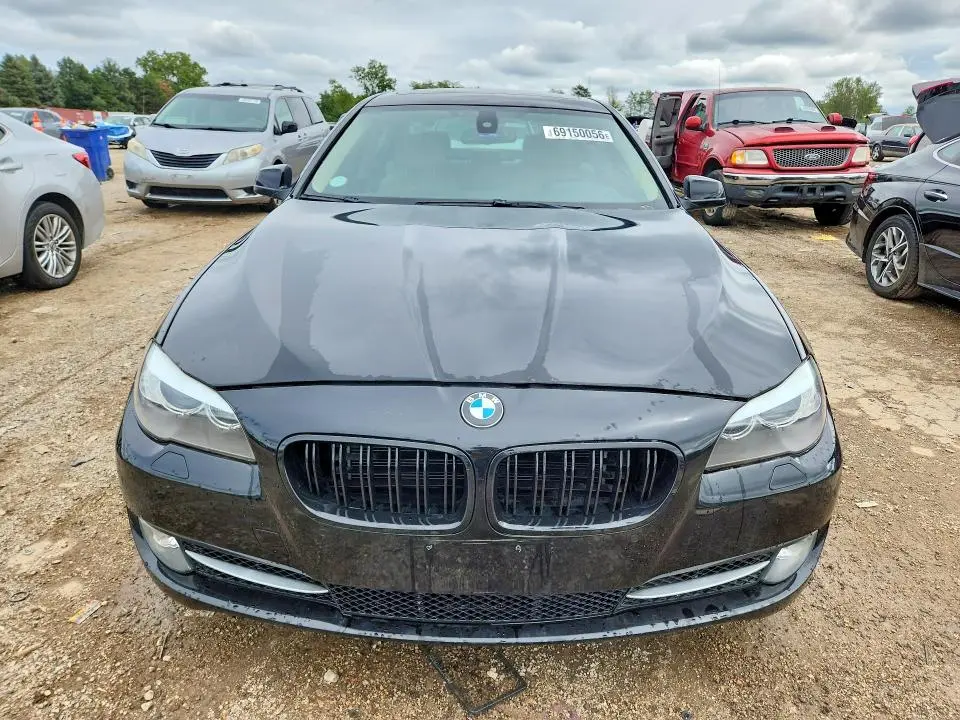 2012 BMW 550 XI  