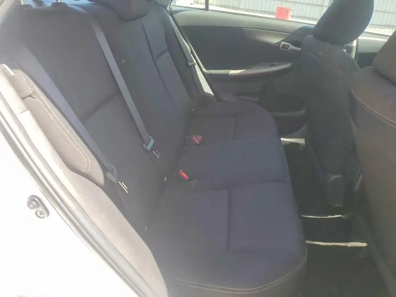 2013 TOYOTA COROLLA S  