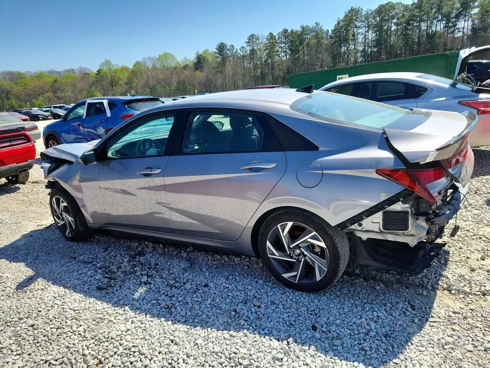 2025 HYUNDAI ELANTRA SEL SPORT  