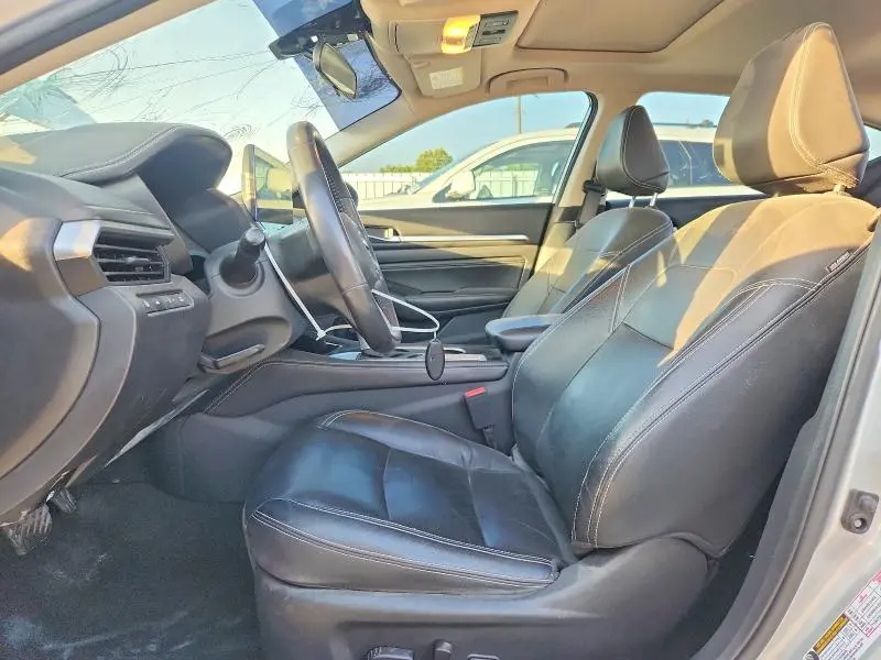 2023 NISSAN ALTIMA SL  