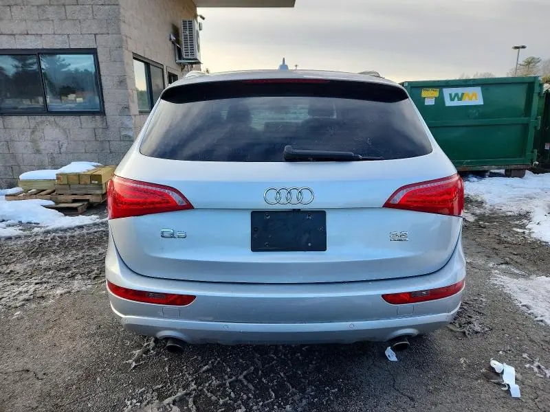 2010 AUDI Q5 PREMIUM PLUS  