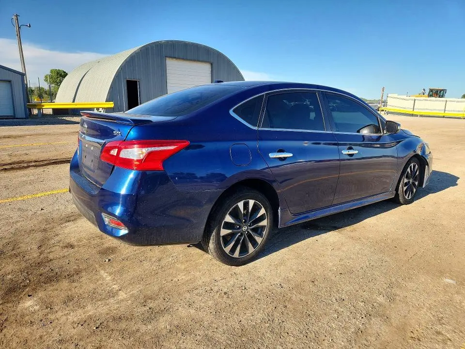 2019 NISSAN SENTRA SR  