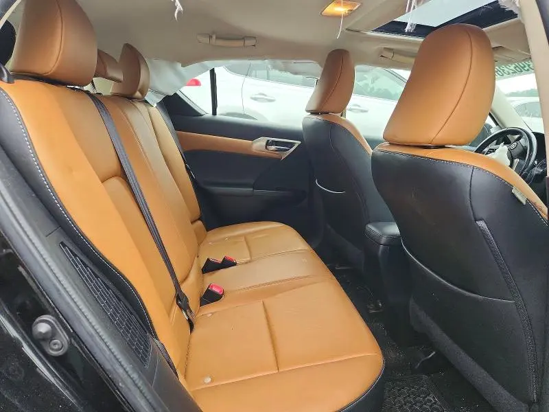 2015 LEXUS CT 200  
