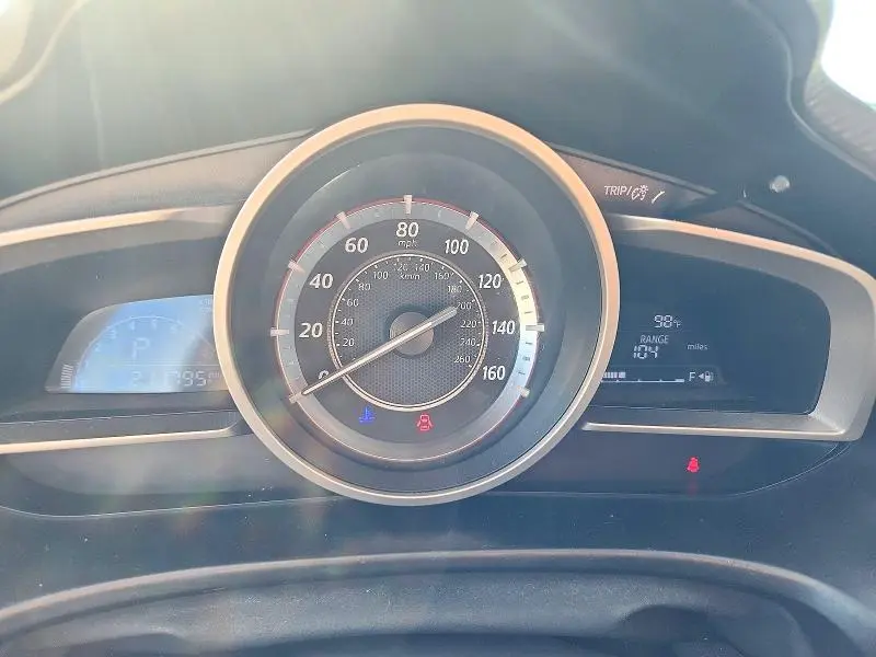 2015 MAZDA 3 TOURING  