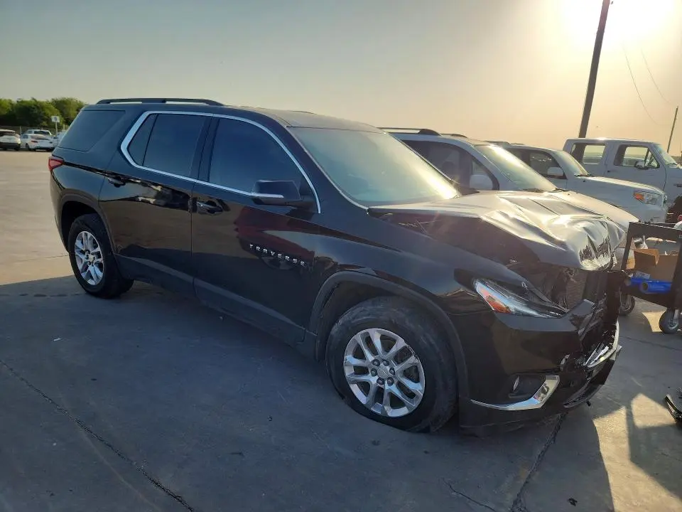 2021 CHEVROLET TRAVERSE LT  